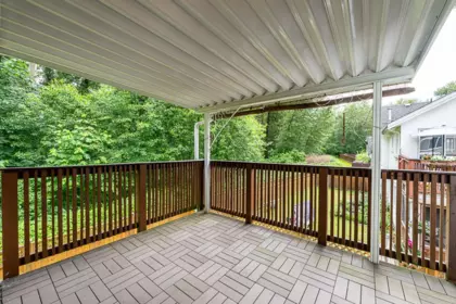 Laundry Room Photo of 328 3000 Riverbend Drive, Coquitlam, BC