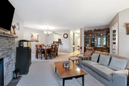 206 7459 Moffatt Road, Richmond, BC, Richmond — Apartment/Condo for sale