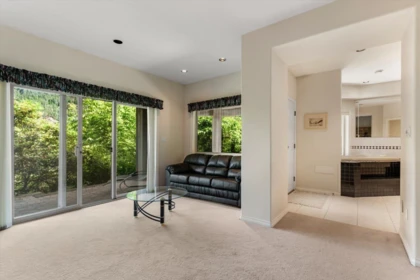 Entry Foyer Photo of 21313 Lakeview Crescent, Hope, BC