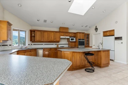 Primary Bedroom Photo of 21313 Lakeview Crescent, Hope, BC