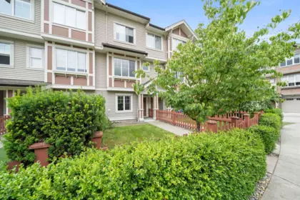Loft / Bonus Room Photo of 93 10151 240 Street, Maple Ridge, BC