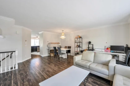 Kitchen Photo of 97 7955 122 Street, Surrey, BC