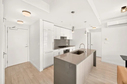Walk-In Closet Photo of 807 5599 Cooney Road, Richmond, BC
