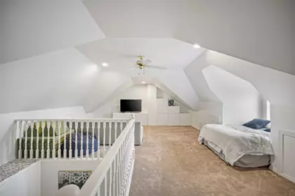 Basement Recreation Room Photo of 6 15151 Buena Vista Avenue, White Rock, BC
