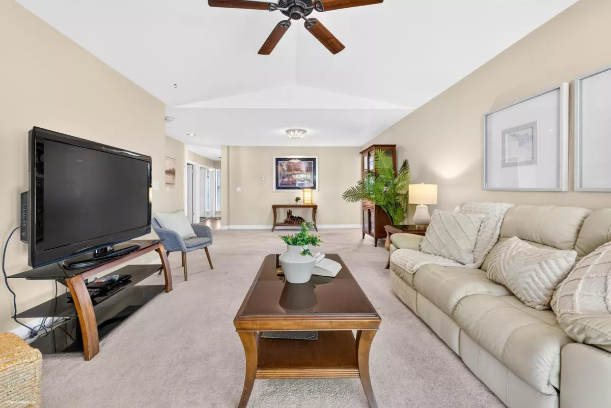 Dining Area Photo of 210 7156 121 Street, Surrey, BC