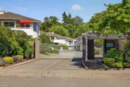 210 7156 121 Street, Surrey, BC