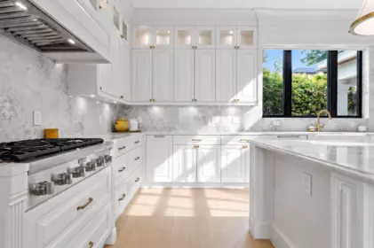 Kitchen Island Photo of 9269 163 Street, Surrey, BC
