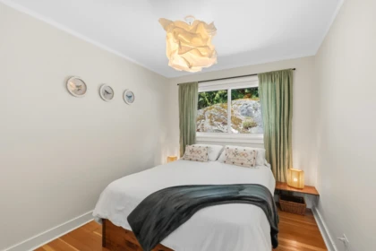 Primary Bedroom Photo of 6577 Marine Drive, West Vancouver, BC
