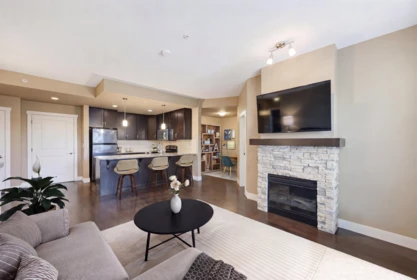 218 3192 Gladwin Road, Abbotsford, BC, Abbotsford — Apartment/Condo for sale