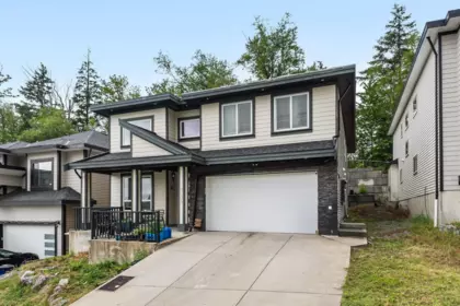 8530 Forest Gate Drive, Chilliwack, BC, Chilliwack — Single Family Residence for sale