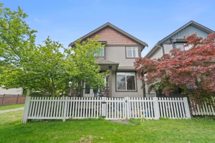 6652 195 Street, Surrey, BC, Surrey — Single Family Residence for sale