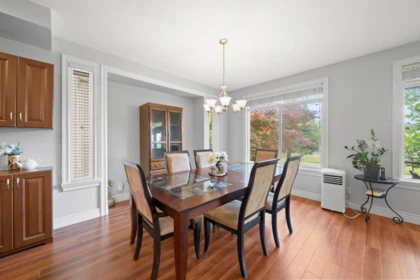 Kitchen Island Photo of 6652 195 Street, Surrey, BC