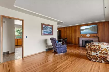 9481 Woodbine Street, Chilliwack, BC, Chilliwack — Single Family Residence for sale