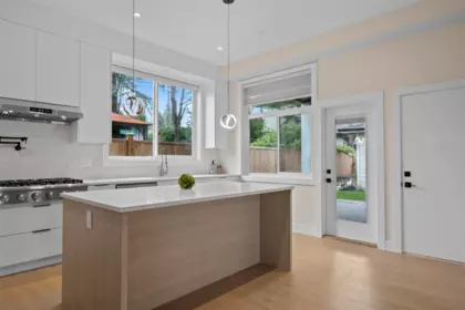 Breakfast Nook Photo of 1 1433 Barberry Drive, Port Coquitlam, BC