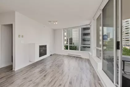 Breakfast Nook Photo of 302 4808 Hazel Street, Burnaby, BC