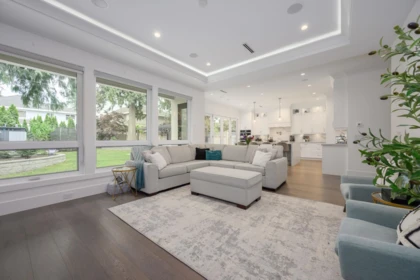 Kitchen Island Photo of 16060 112 Avenue, Surrey, BC