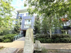 111 9250 University High Street, Burnaby, BC