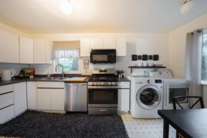Pantry Photo of 1372 Ottawa Avenue, West Vancouver, BC