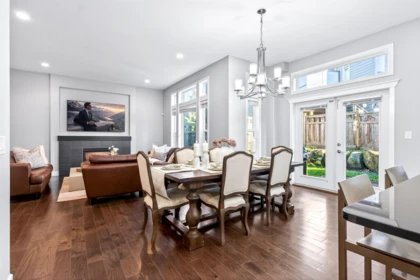Kitchen Island Photo of 16088 28b Avenue, Surrey, BC