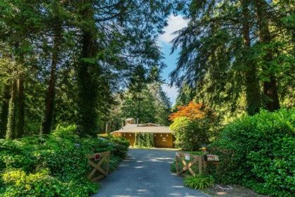 13425 Woodcrest Drive, Surrey, BC, Surrey — Single Family Residence for sale
