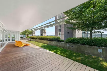 Swimming Pool Photo of 1906 988 Quayside Drive, New Westminster, BC