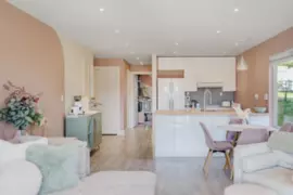 1 622 Farnham Road, Gibsons, BC