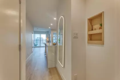 1207 5593 No. 3 Road, Richmond, BC, Richmond — Apartment/Condo for sale