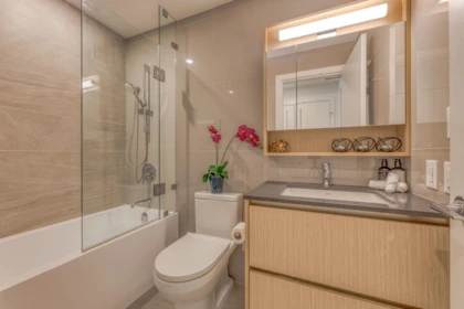 Walk-In Closet Photo of 1207 5593 No. 3 Road, Richmond, BC