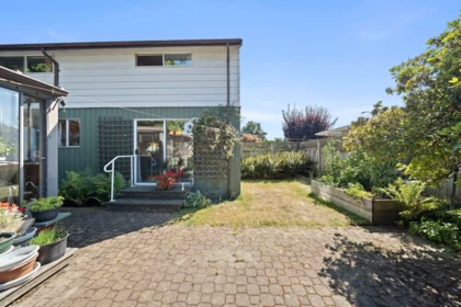 Outdoor Deck Photo of 6731 Camsell Crescent, Richmond, BC