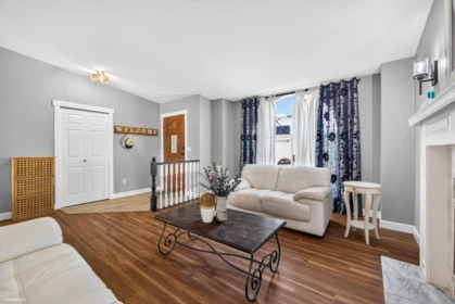 Dining Area Photo of 14950 86a Avenue, Surrey, BC