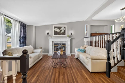 Family Room Photo of 14950 86a Avenue, Surrey, BC