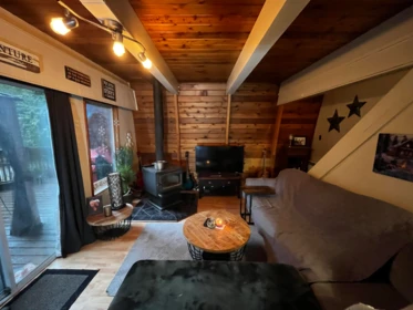 Living Room Photo of 14371 Alpine Boulevard, Sunshine Valley, BC