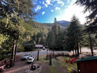 Swimming Pool Photo of 14371 Alpine Boulevard, Sunshine Valley, BC
