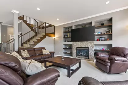 Walk-In Closet Photo of 19160 69 Avenue, Surrey, BC