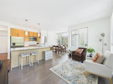 Breakfast Nook Photo of 202 5325 West Boulevard, Vancouver, BC