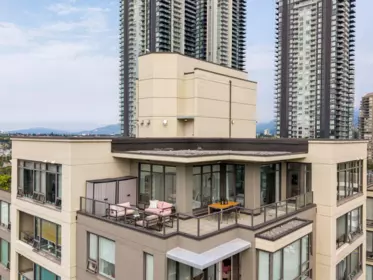 PH1 4182 Dawson Street, Burnaby, BC, Burnaby — Apartment/Condo for sale