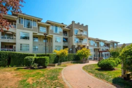 104 3625 Windcrest Drive, North Vancouver, BC