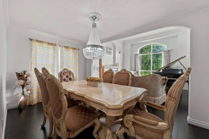 Kitchen Photo of 887 Riverside Drive, Port Coquitlam, BC