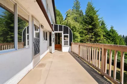 Primary Bedroom Photo of 525 E Braemar Road, North Vancouver, BC