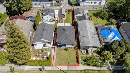 Exterior Rear Photo of 942 Nanaimo Street, Vancouver, BC