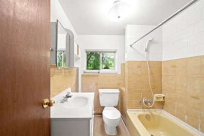 Loft / Bonus Room Photo of 942 Nanaimo Street, Vancouver, BC