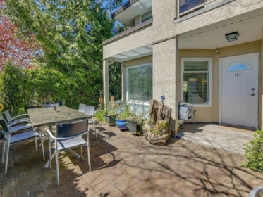 101 1225 Merklin Street, White Rock, BC, White Rock — Townhouse for sale