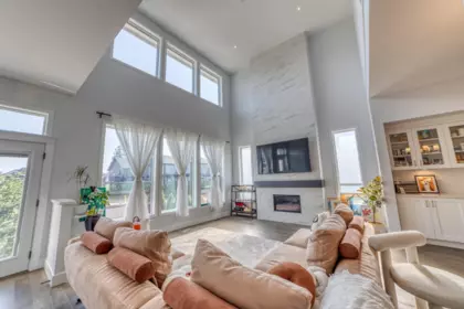 16568 104 Avenue, Surrey, BC, Surrey — Single Family Residence for sale