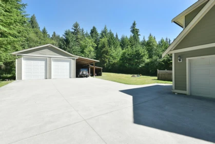 1000 Cemetery Road, Gibsons, BC, Gibsons — Single Family Residence for sale