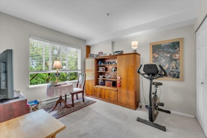 Dining Area Photo of 314 128 W 8th Street, North Vancouver, BC