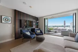 TH210 210 Salter Street, New Westminster, BC