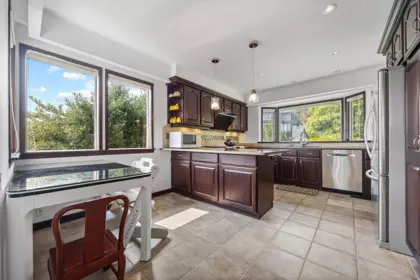 96 Bonnymuir Drive, West Vancouver, BC, West Vancouver — Single Family Residence for sale