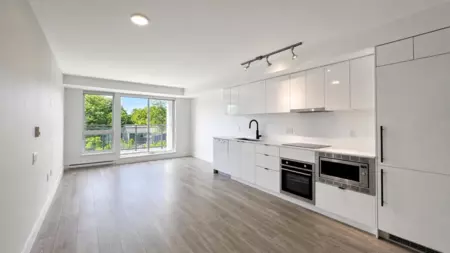 Breakfast Nook Photo of 308 630 E Broadway, Vancouver, BC