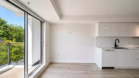 Guest Bathroom Photo of 308 630 E Broadway, Vancouver, BC