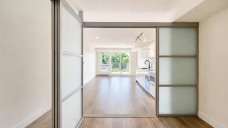 Loft / Bonus Room Photo of 308 630 E Broadway, Vancouver, BC